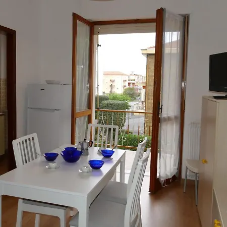Magnolia By Interhome Apartman Diano Marina